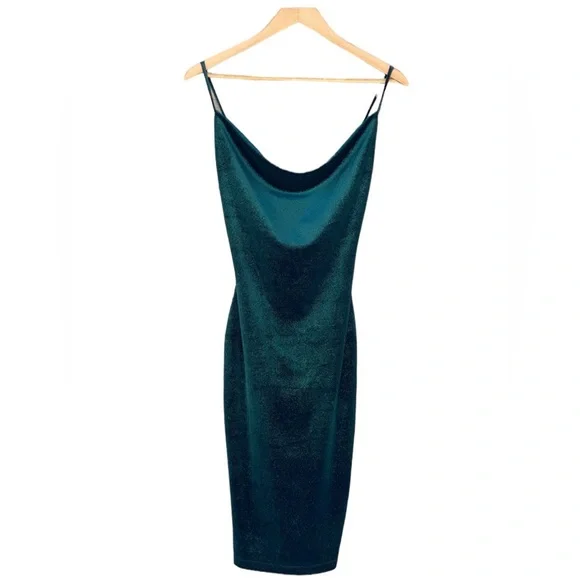 Lovely Day | Dresses | Euc Lovely Day Emerald Green Sparklebodycon Midi  Dress | Poshmark